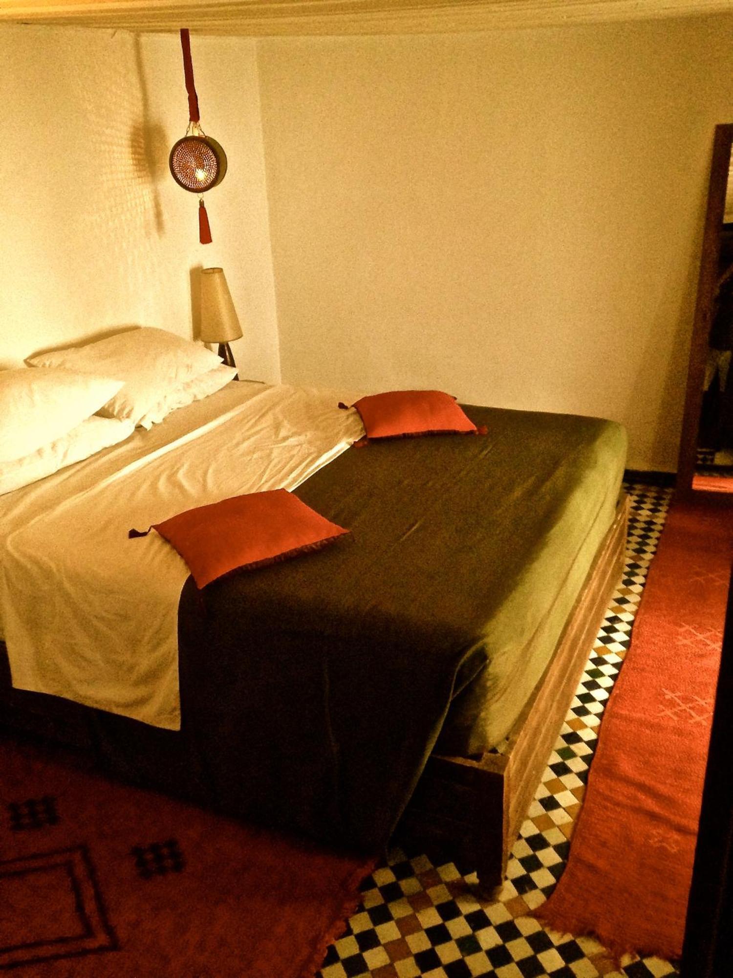 Riad Tizwa פס חדר תמונה